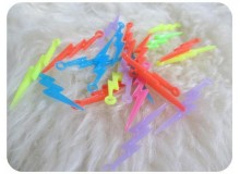 Anhänger Charm Blitz neon 90er