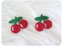 Häkelapplikation - Kirsche