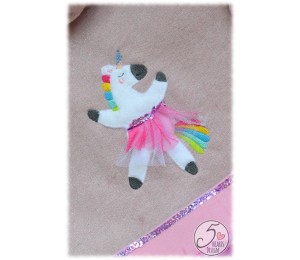 Stickdatei - zARTbesaitet - tanzendes Einhorn Ballerina