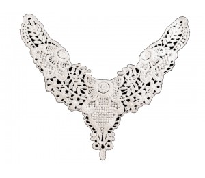 Spitzenapplikation / Spitzeneinsatz 18x22cm