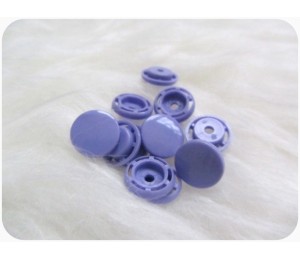 Kam Snaps - flieder B28 - 14mm / T8 Knöpfe