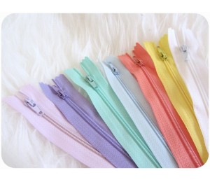 FRÜHLINGSERWACHEN Reißverschluss Set 14cm