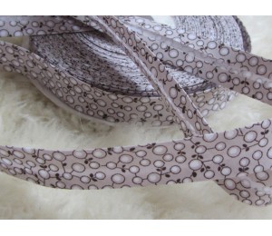 Schrägband mit Kreisen