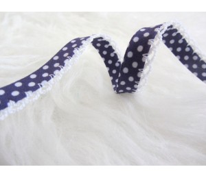 Schrägband mit Häkelborte